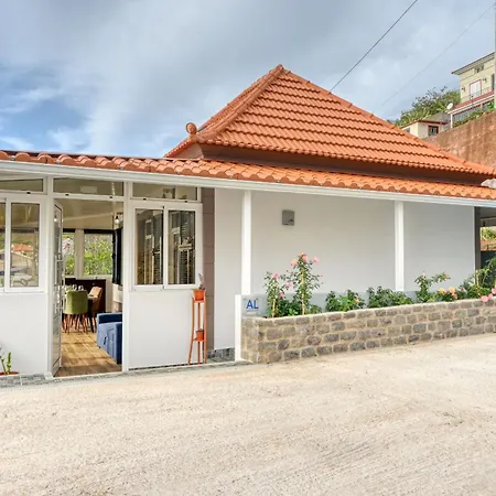 Vakantiehuis Atlantic View, A In Madeira *