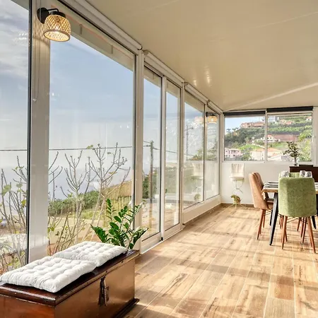Feriehus Atlantic View, A In Madeira