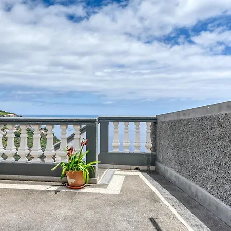 Дом отдыха Atlantic View, A In Madeira Понта-ду-Сол