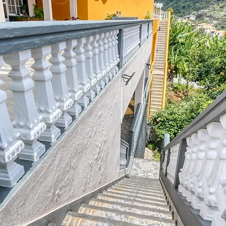 Atlantic View, A In Madeira Дом отдыха Понта-ду-Сол