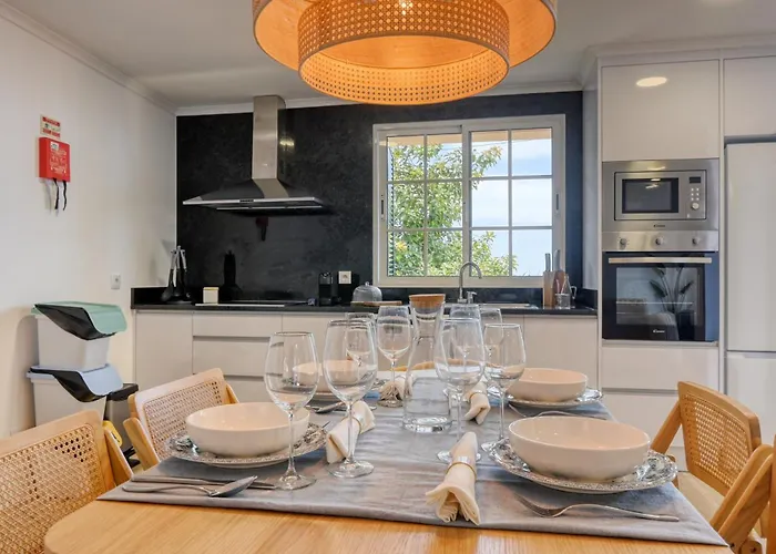 Atlantic View, A In Madeira Дом отдыха Понта-ду-Сол